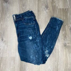 AEO Super High-Rise Distressed Jegging